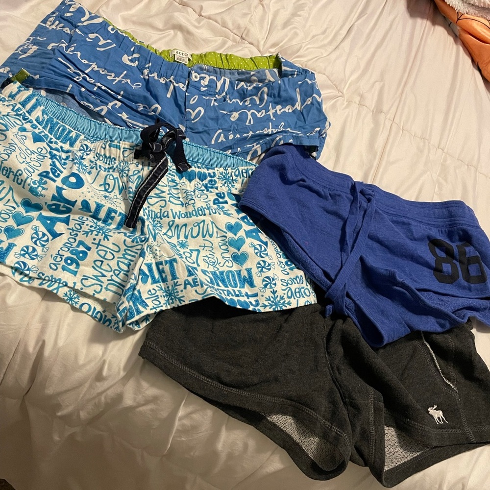 Mix of 5 pairs of sleep shorts
